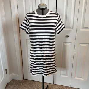 Old Navy Cream and Charcoal Striped T-Shirt Dress